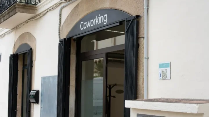 Oficina virtual con domiciliación fiscal para empresas. Con la contratación de la Oficina Virtual Martorell se incluye dirección fiscal, recepción de correo y paquetería, gestión administrativa personalizada y uso puntual de las instalaciones del coworking. Sin permanencia. Para empresas virtuales, autónomos de Martorell.